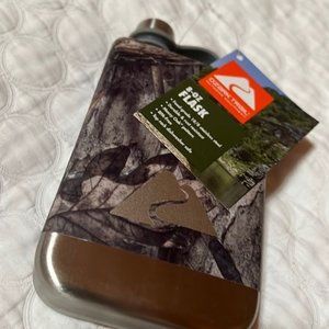 BRAND NEW OZARK TRAIL 8oz CAMO FLASK